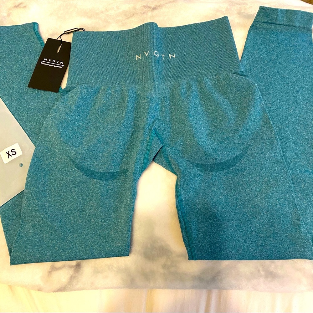 💚NWT NVGTN teal contour seamless size xs💚